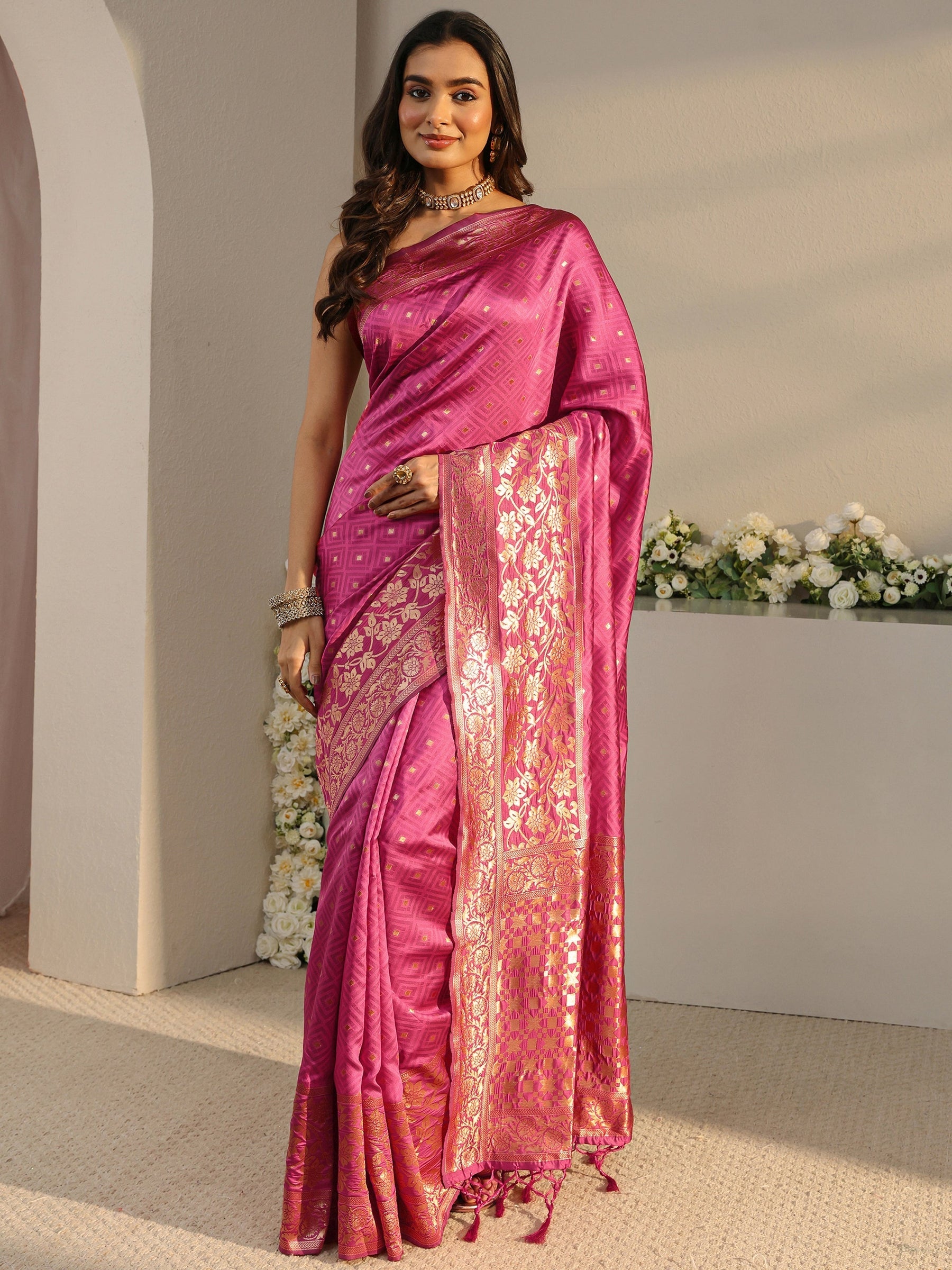 Pink Ethnic Woven Design Silk Blend Saree With Unstitched Blouse Piece